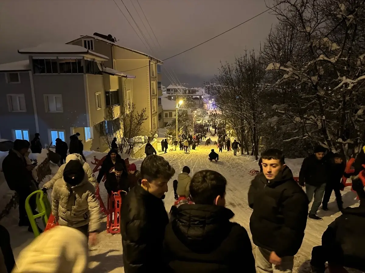Samsun Ladik'te düzenlenen ilk kayak festivali, heyecan dolu etkinlikler ve