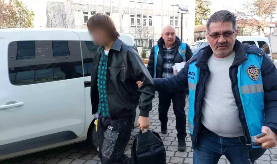Samsun'da bir alışveriş merkezinde meydana gelen giyim hırsızlığı olayı, güvenlik
