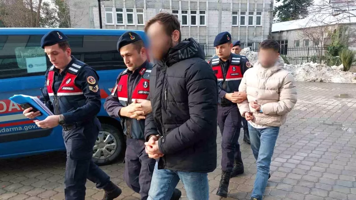 Samsun'da 23 yaşındaki ikiz kardeşler, 170 bin 755 uyuşturucu hapla