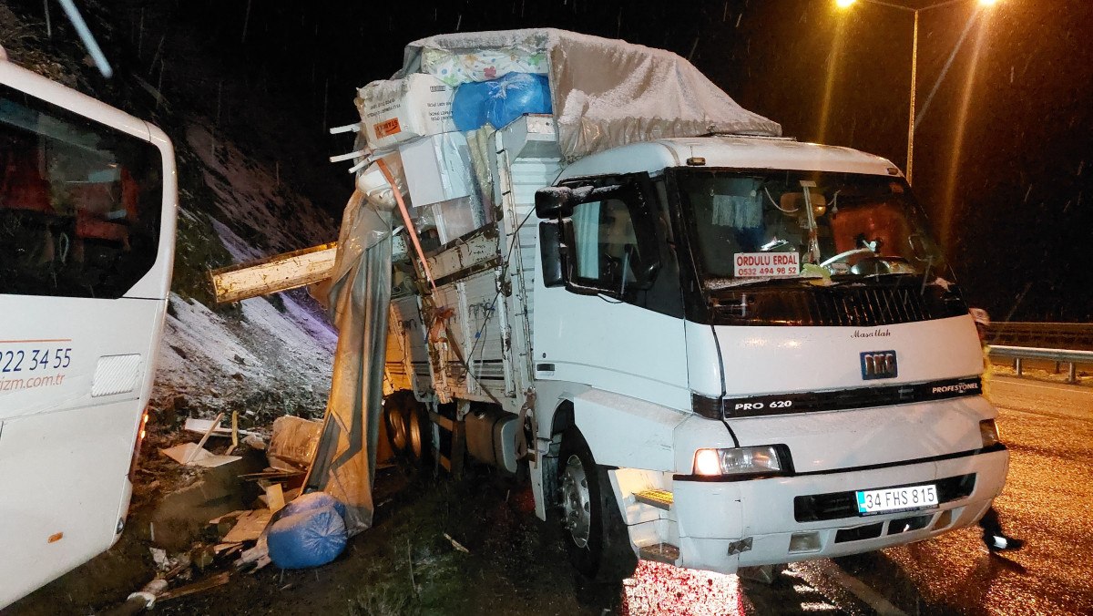 Samsun'da Trafik Kazası: Can Pazarı Yaşandı