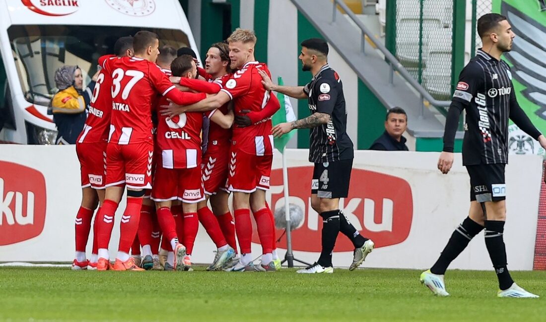 Muhteşem Lig'in 24. haftasında Samsunspor, deplasmanda Konyaspor'u 1-0'lık skorla mağlup