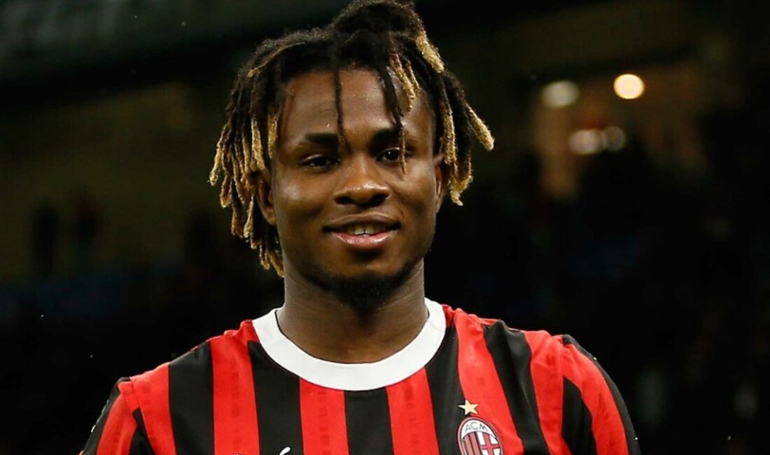 Samuel Chukwueze'nin Beşiktaş'a transfer olma ihtimali, futbol dünyasında heyecan yaratıyor.