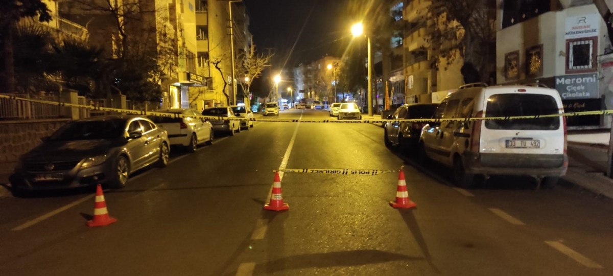 Şanlıurfa'da Saray Apartmanı Boşaltıldı: Kolonlardan Gelen Sesler Korkuttu