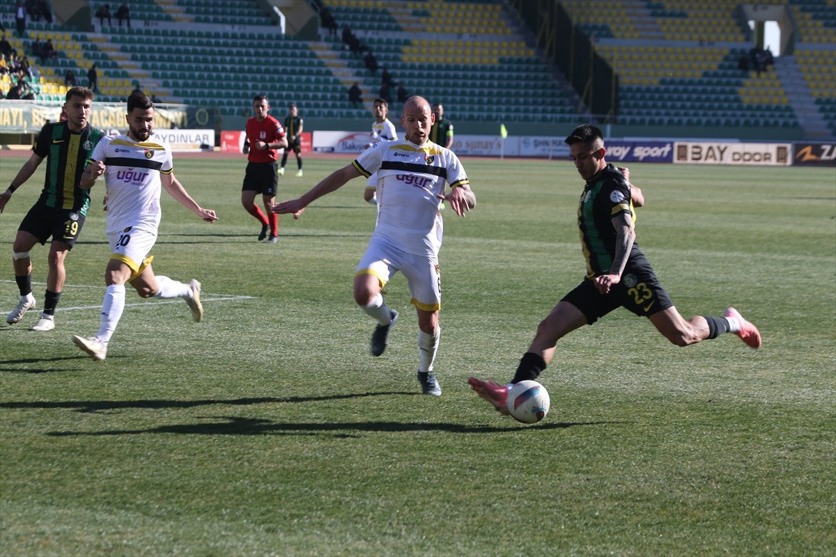 Şanlıurfaspor, İstanbulspor'u Son Dakikada Yenerek Üst Üste İkinci Galibiyetini Aldı
