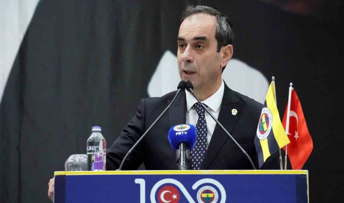 Fenerbahçe Yüksek Divan Kurulu Lideri Şekip Mosturoğlu, "Umuyorum ve diliyorum