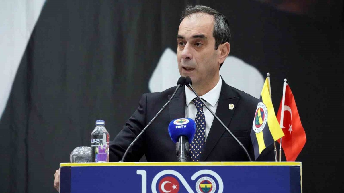 Fenerbahçe Yüksek Divan Kurulu Lideri Şekip Mosturoğlu, "Umuyorum ve diliyorum