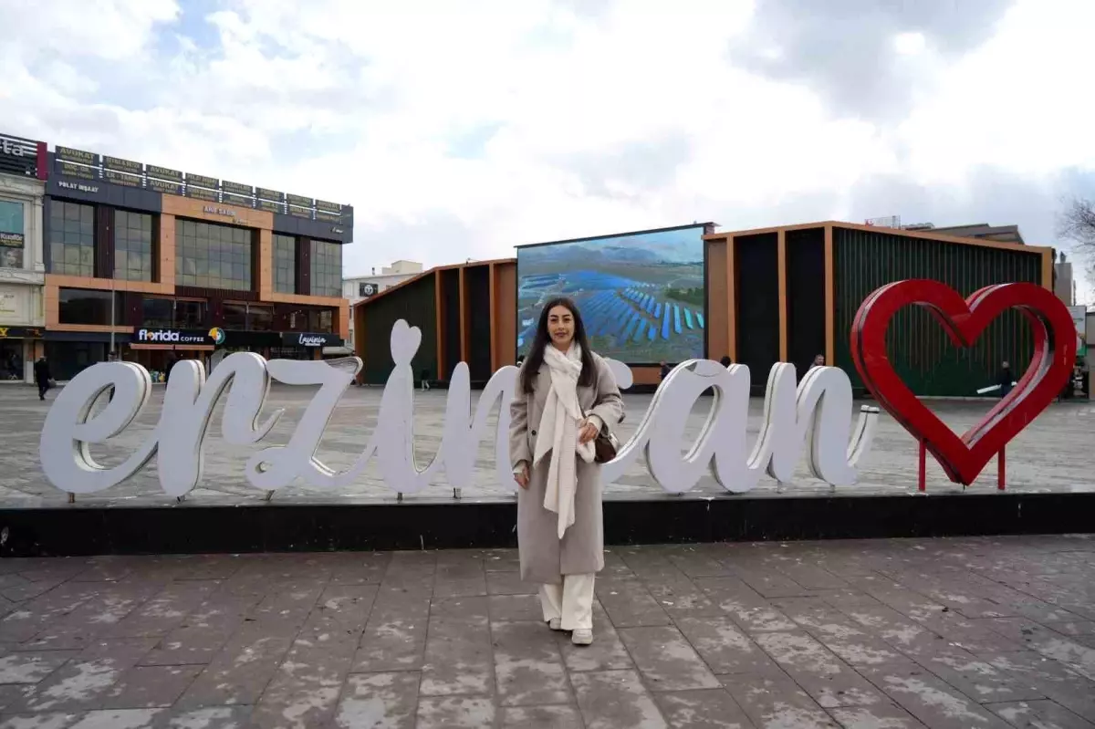 Simge Şahin'in merakla beklenen yeni klibi 'Kefaret', tarihi ve doğal