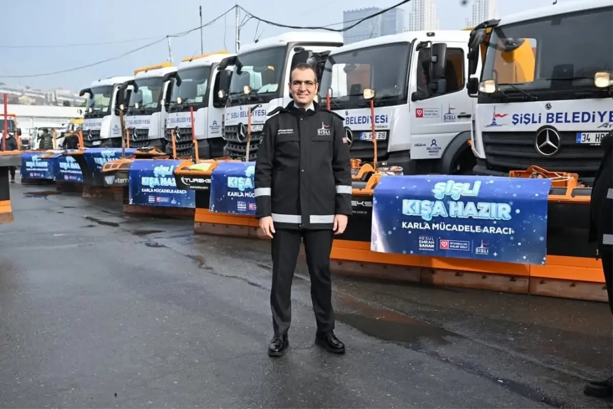 Şişli Belediyesi, beklenen kar yağışına karşı hazırlıklarını tamamladı. 350 personel