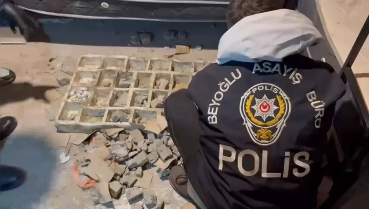 Şişli'de gerçekleştirilen uyuşturucu ticareti operasyonunda 2 milyon liralık uyuşturucu madde