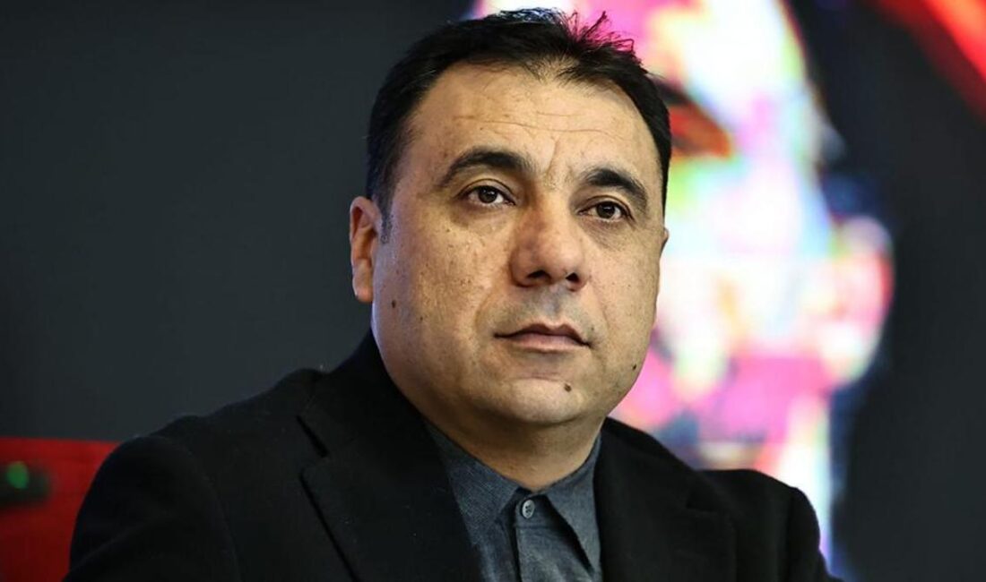 Sivasspor Kulübü Lideri Bahattin Eken, maçlarında yabancı hakem istemediklerini bildirdi.