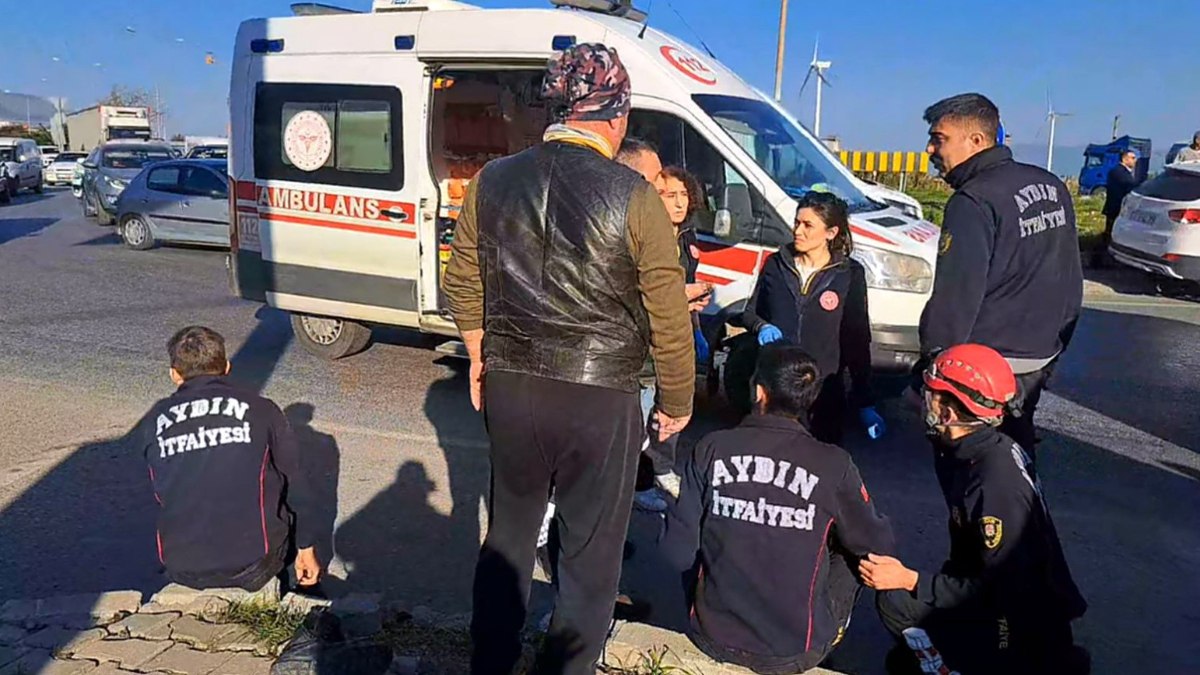 Söke'de meydana gelen itfaiye aracı devrildi. Olayda 3 personel yaralandı.