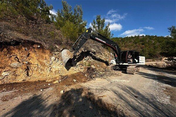 Soma’nın kırsal mahallelerinde yıllardır süregelen ulaşım sorunu, Manisa Büyükşehir Belediyesi