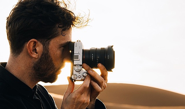 Fevkalâde 16 mm full frame E-mount lens, fotoğrafçılar ve kameramanlar