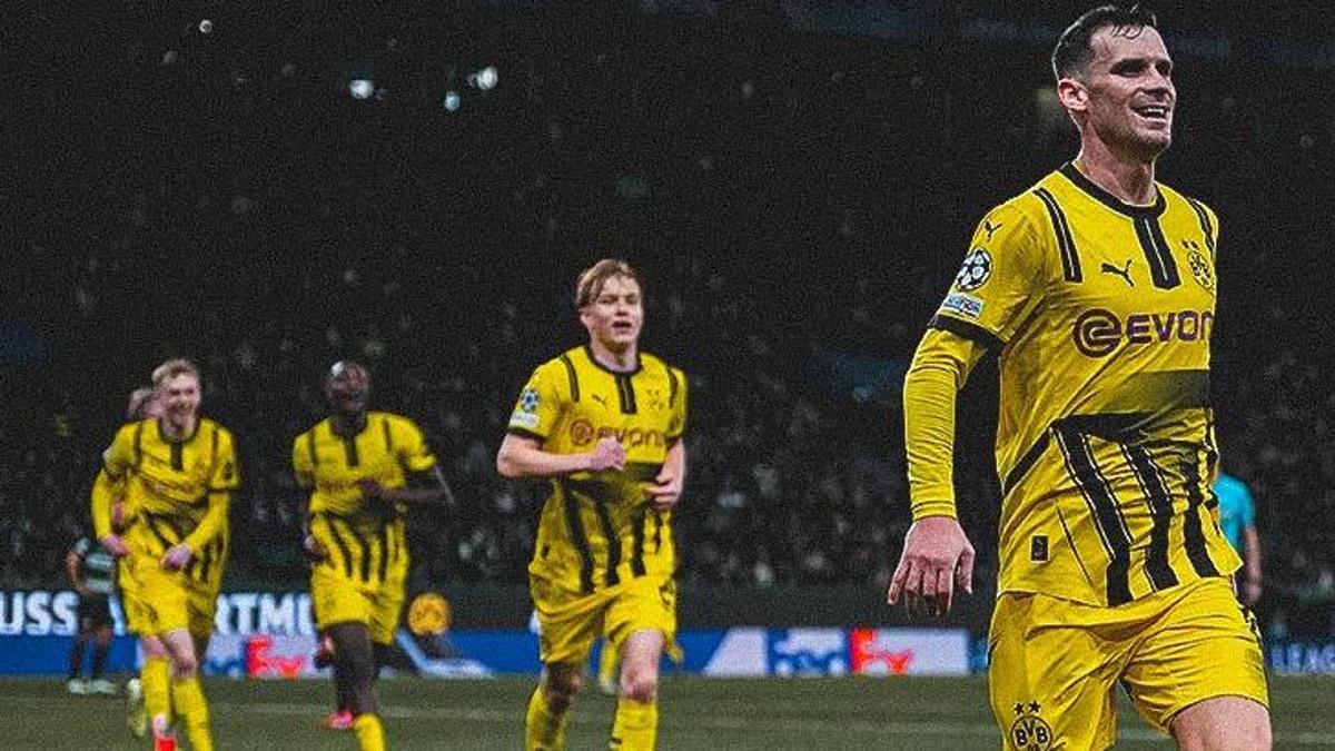 Sporting Lizbon, Şampiyonlar Ligi Play-Off Turu'nda Borussia Dortmund'a 0-3 yenildi.