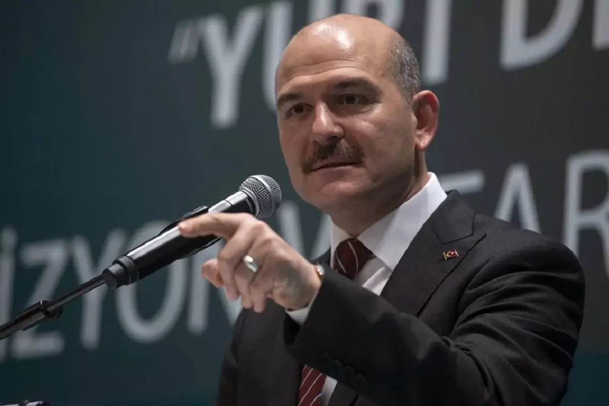Süleyman Soylu, AK Parti MYK'daki iddiaları yalanlayarak dikkatleri üzerine çekti.