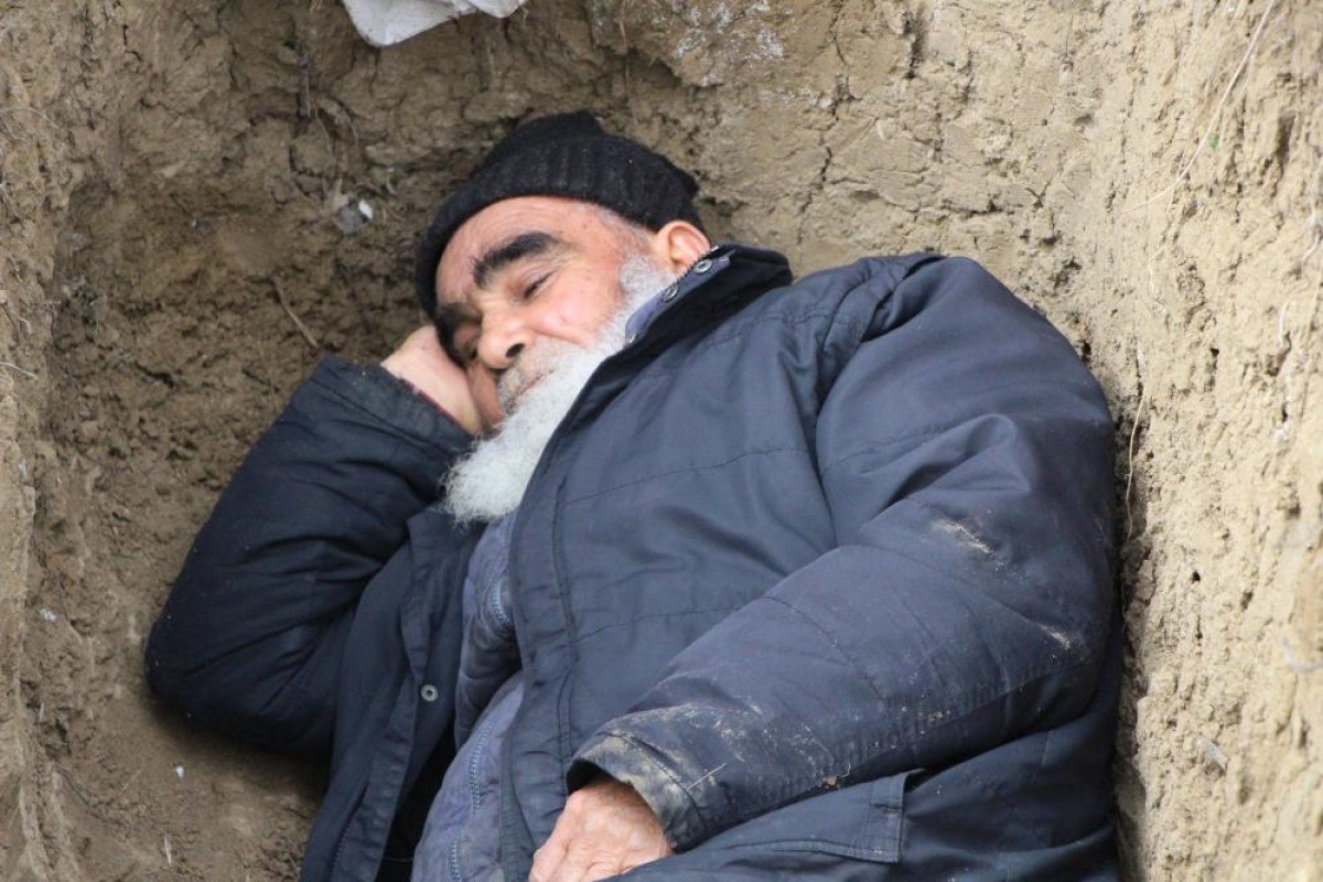 Suluova'da Çiftçinin Kendi Mezarını Kazma Hikayesi