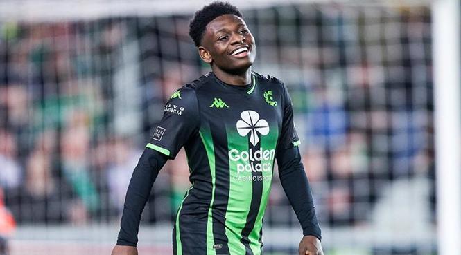 Fenerbahçe'den Sürpriz Kanat Transferi!