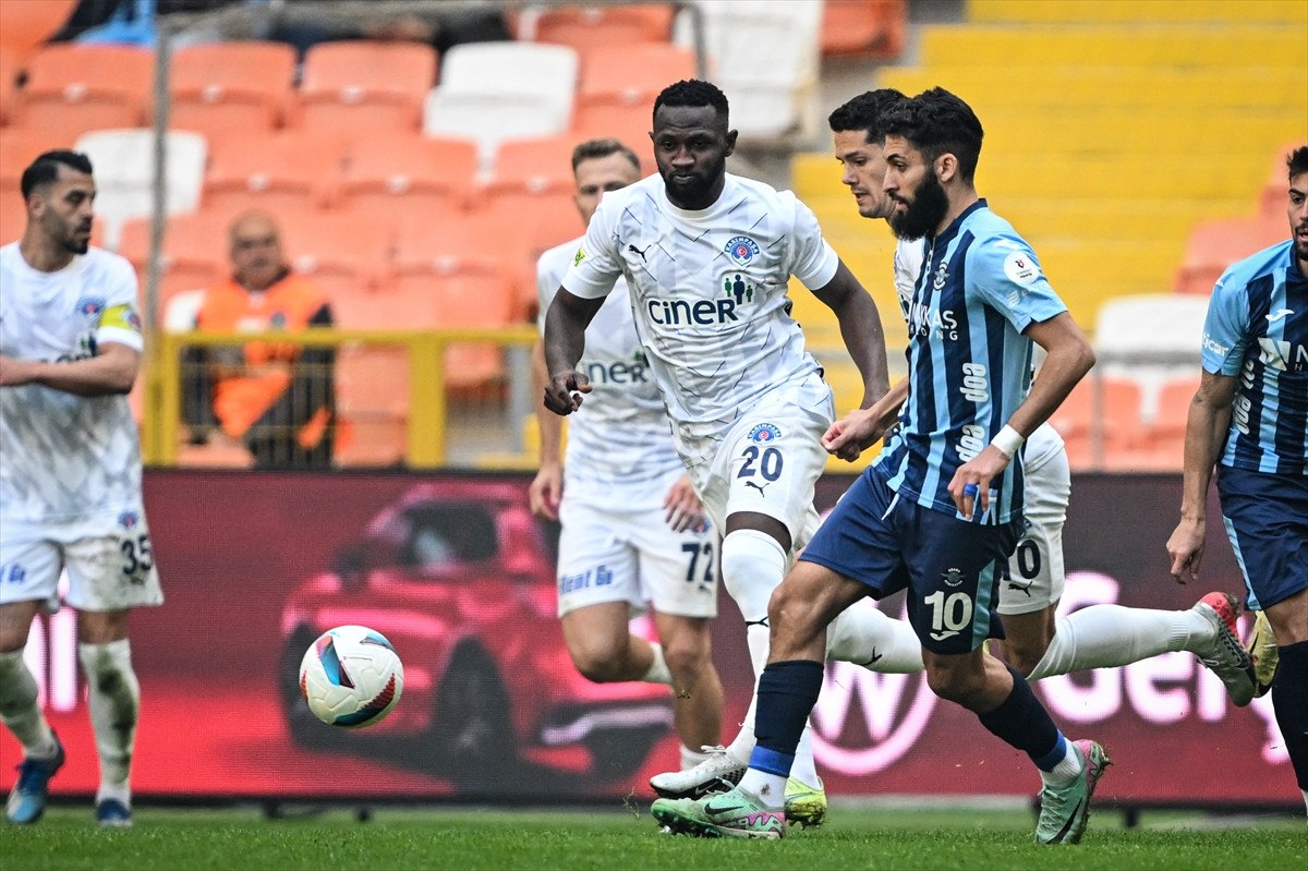 Süper Lig'de Kasımpaşa, Adana Demirspor'u 5-3 Geçti