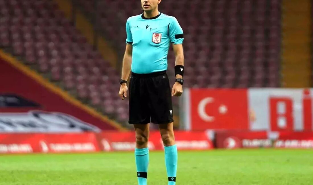 Süper Lig'de heyecan dorukta! Sivasspor ile Beşiktaş arasındaki kritik maçta