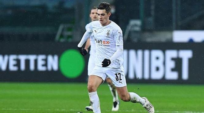Süper Lig'de Transfer Gelişmeleri: Beşiktaş, Fenerbahçe, Galatasaray ve Trabzonspor'un Hamleleri