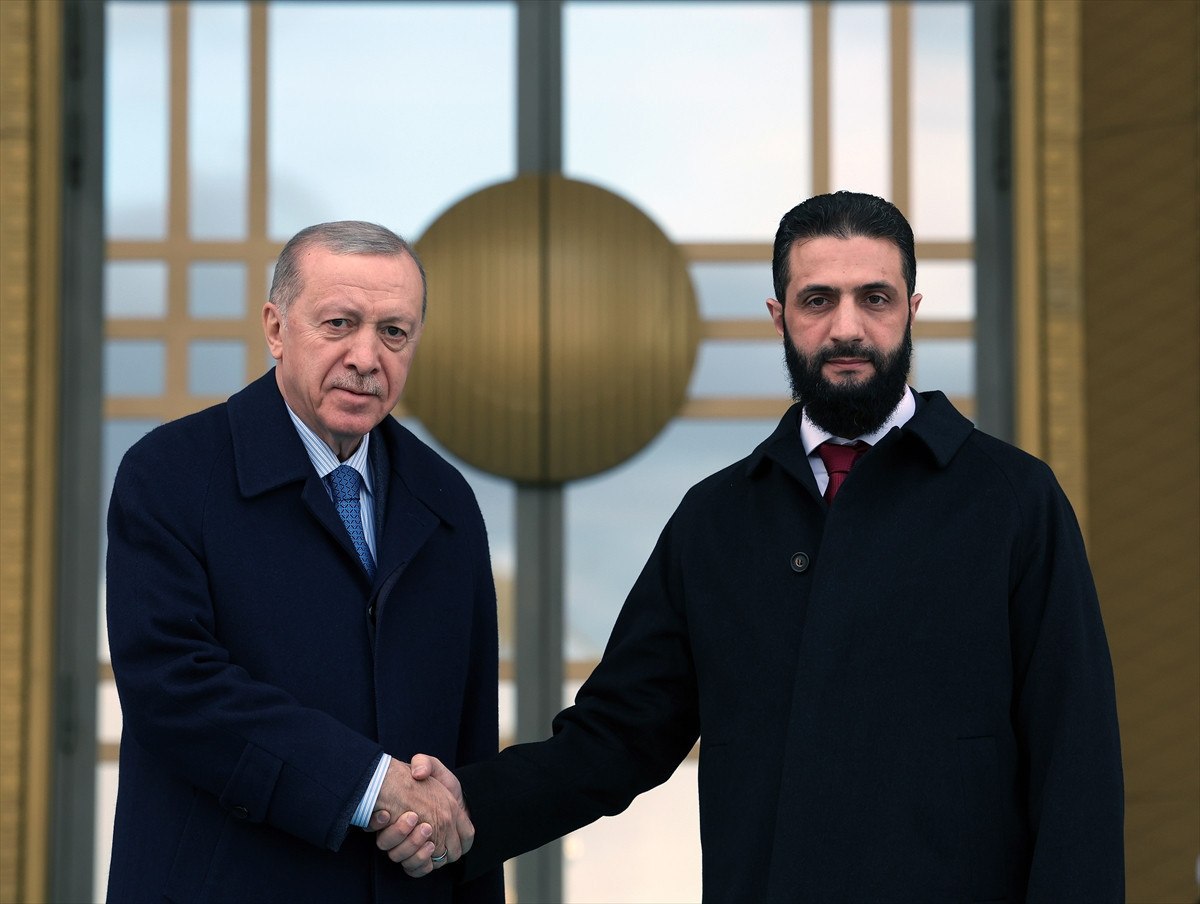 Dünya Basını Tarihi Ziyareti Manşetlerine Taşıdı