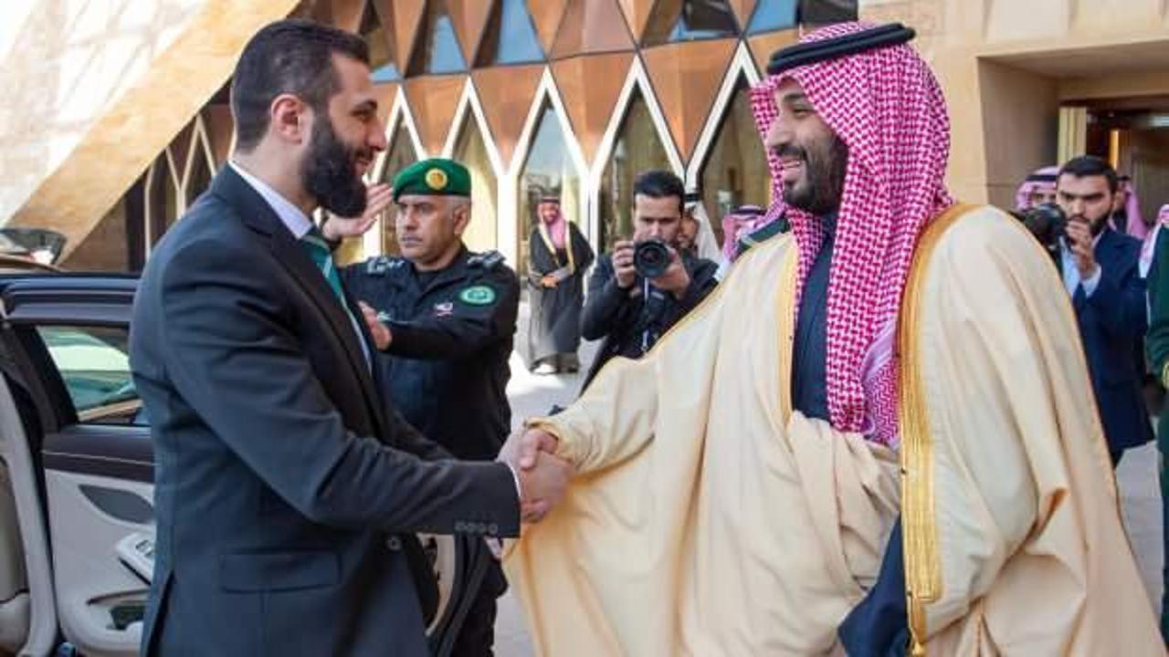 Suriye Devlet Başkanı Ahmed eş-Şara, Riyad'da önemli görüşmelere imza atıyor.