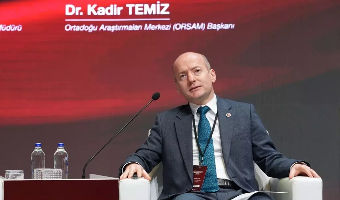Türkiye'nin Suriye'deki güvenlik ve insani yardımları üzerine panelde kıymetli bilgiler