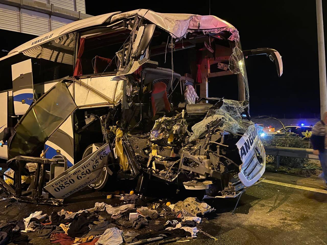 Tarsus-Adana-Gaziantep Otoyolu'nda Zincirleme Trafik Kazası