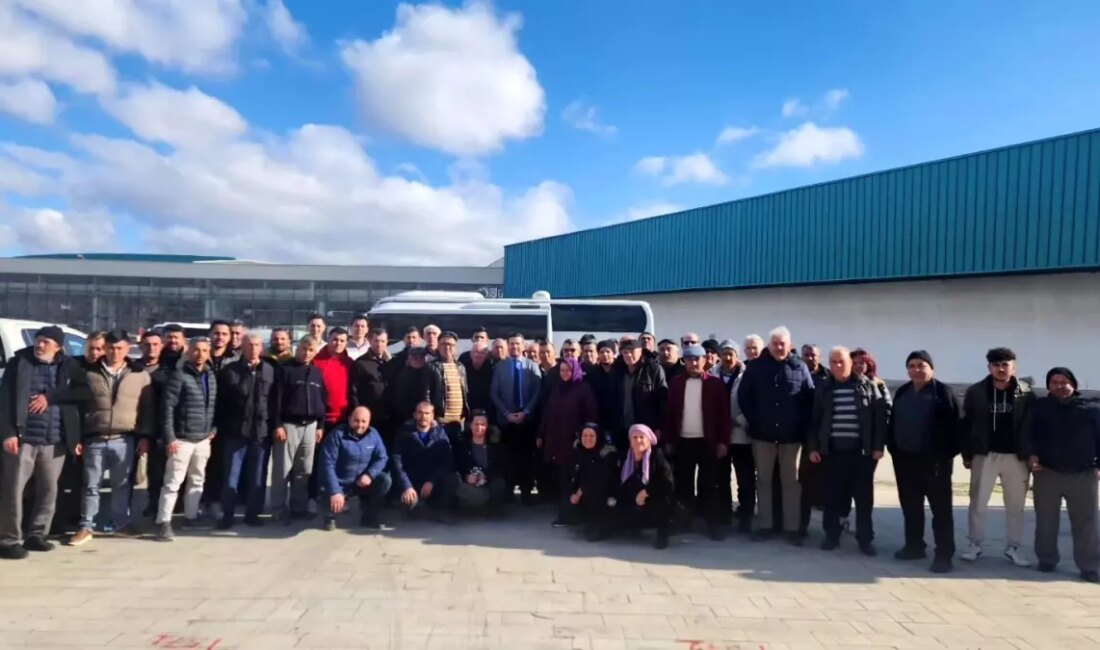 Tavas Belediyesi, Agroexpo Fuarı'na katılan vatandaşlar için ücretsiz ulaşım imkanı