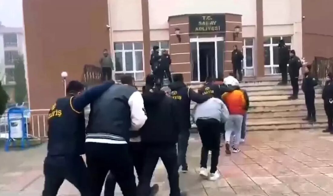 Tekirdağ'da gerçekleştirilen operasyonda, kuyumcudan 1.2 milyon TL değerinde altın çalan