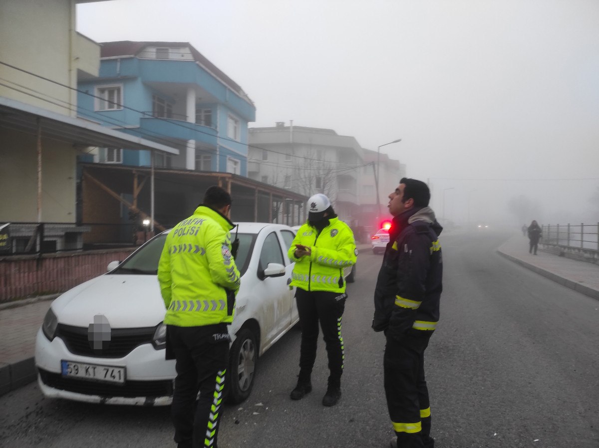Tekirdağ'da Otobüs Kazası: Park Halindeki Araca Çarpma