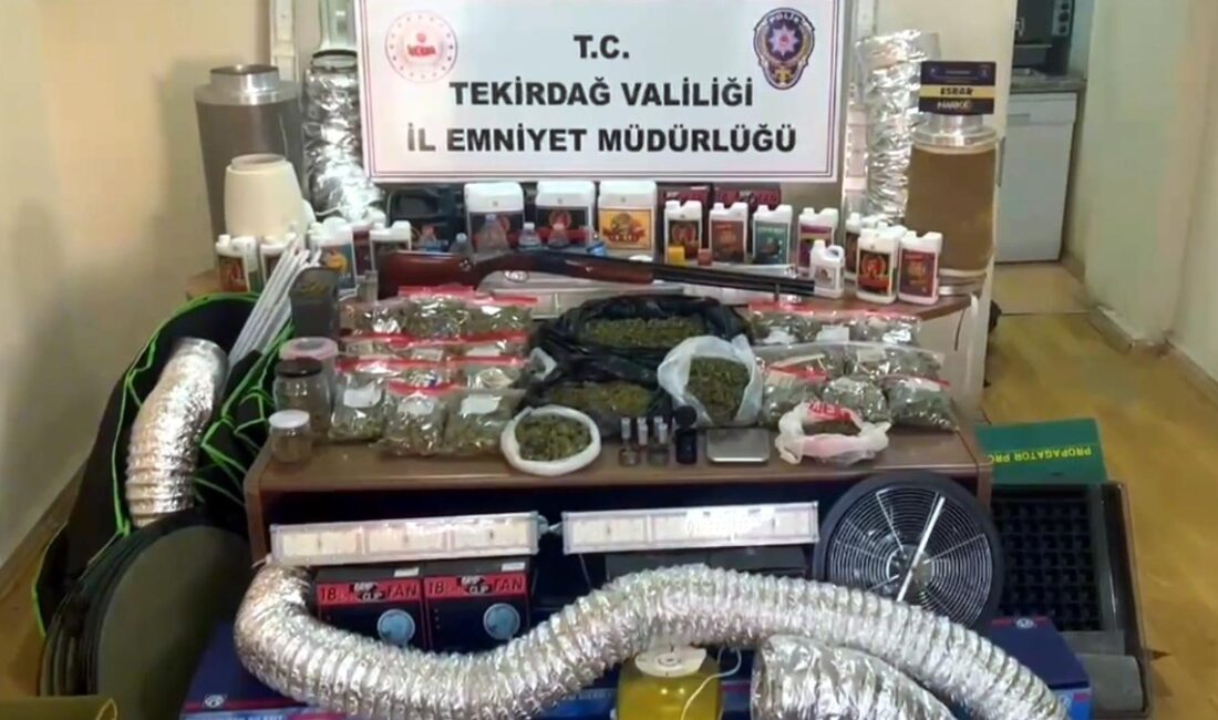 Tekirdağ'da gerçekleştirilen uyuşturucu operasyonunda 4 kilo esrar ele geçirildi. Olayla