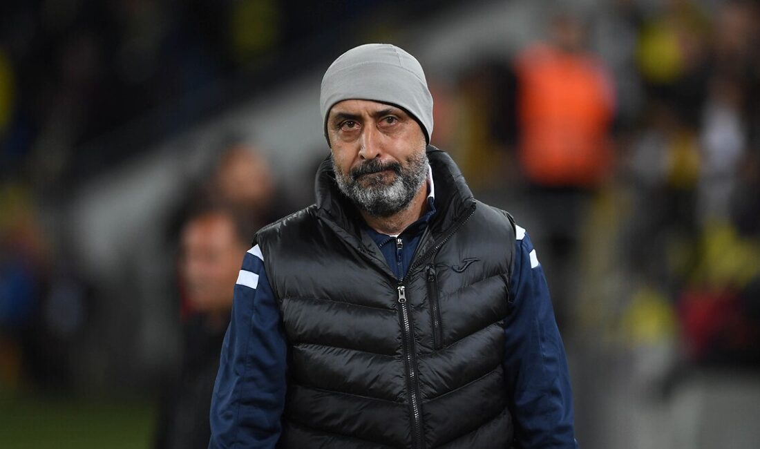 Trabzonspor'un eski kaptanlarından ve teknik direktörlüğünü de yapan Tolunay Kafkas,