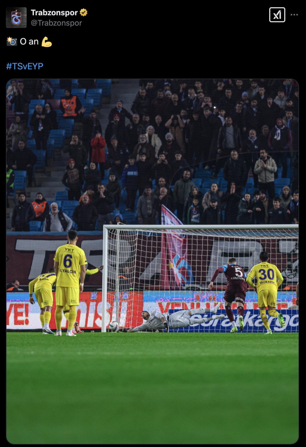 Süper Lig'de Kritik Mücadele: Trabzonspor - Eyüpspor