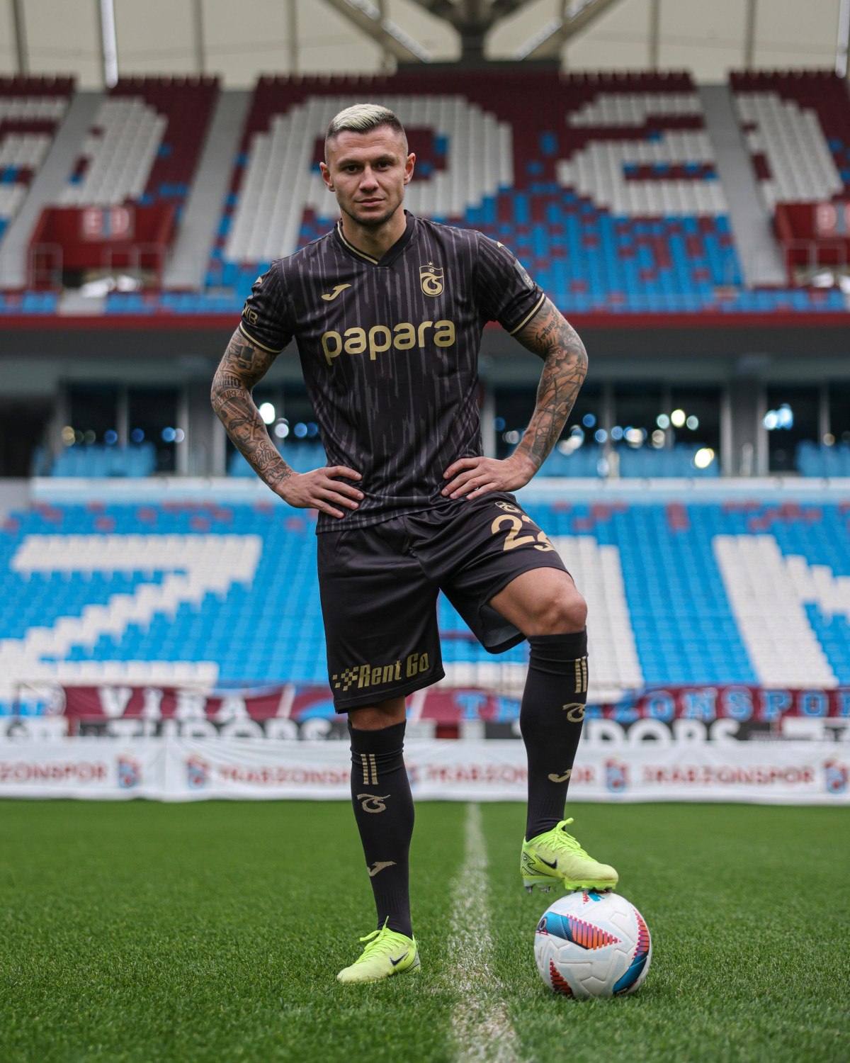 Trabzonspor'dan Yeni Transfer: Oleksandr Zubkov