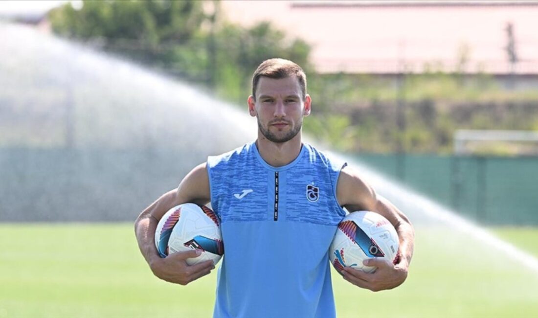 Trabzonspor, genç yeteneği Borna Barisic'i İspanyol ekibi Leganes'e kiraladığını duyurdu.