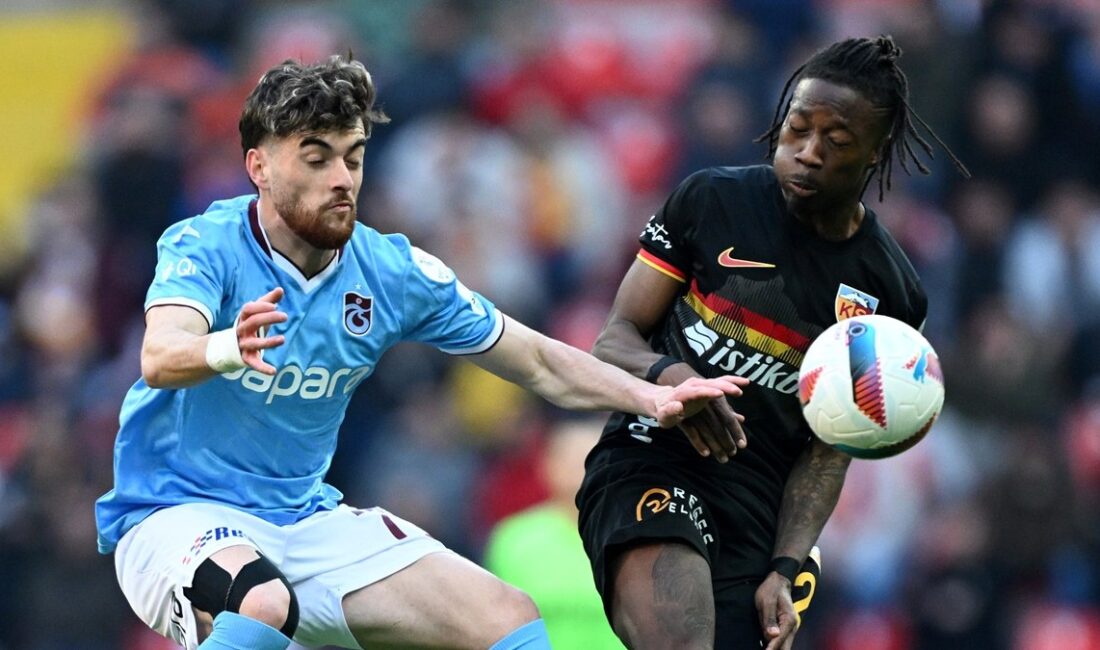 Trabzonspor'un dış sahada yaşadığı zorlukları ve performansını derinlemesine inceleyen bu