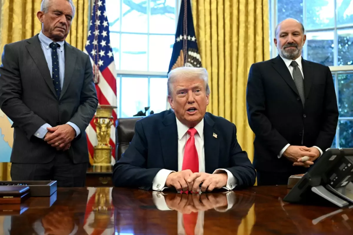 ABD Başkanı Donald Trump, yabancı yatırımcılara oturma müsaadesi ve vatandaşlık