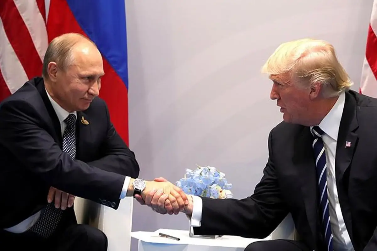 ABD Başkanı Donald Trump, 9 Mayıs'ta Rusya'ya gideceği savlarını yalanladı.