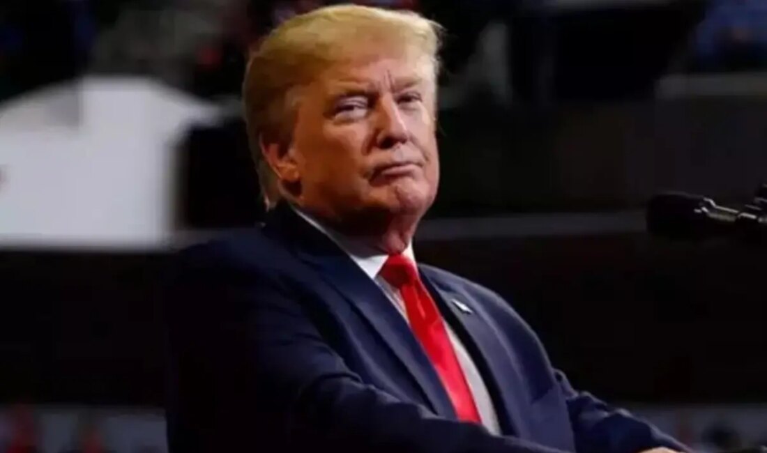 Trump, plastik pipet kullanımını yeniden başlatarak çevre tartışmalarını alevlendirdi. Bu