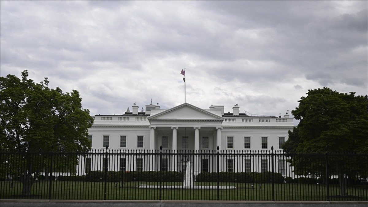 Trump'tan Kanada, Meksika ve Çin'e Ek Gümrük Vergisi Kararı