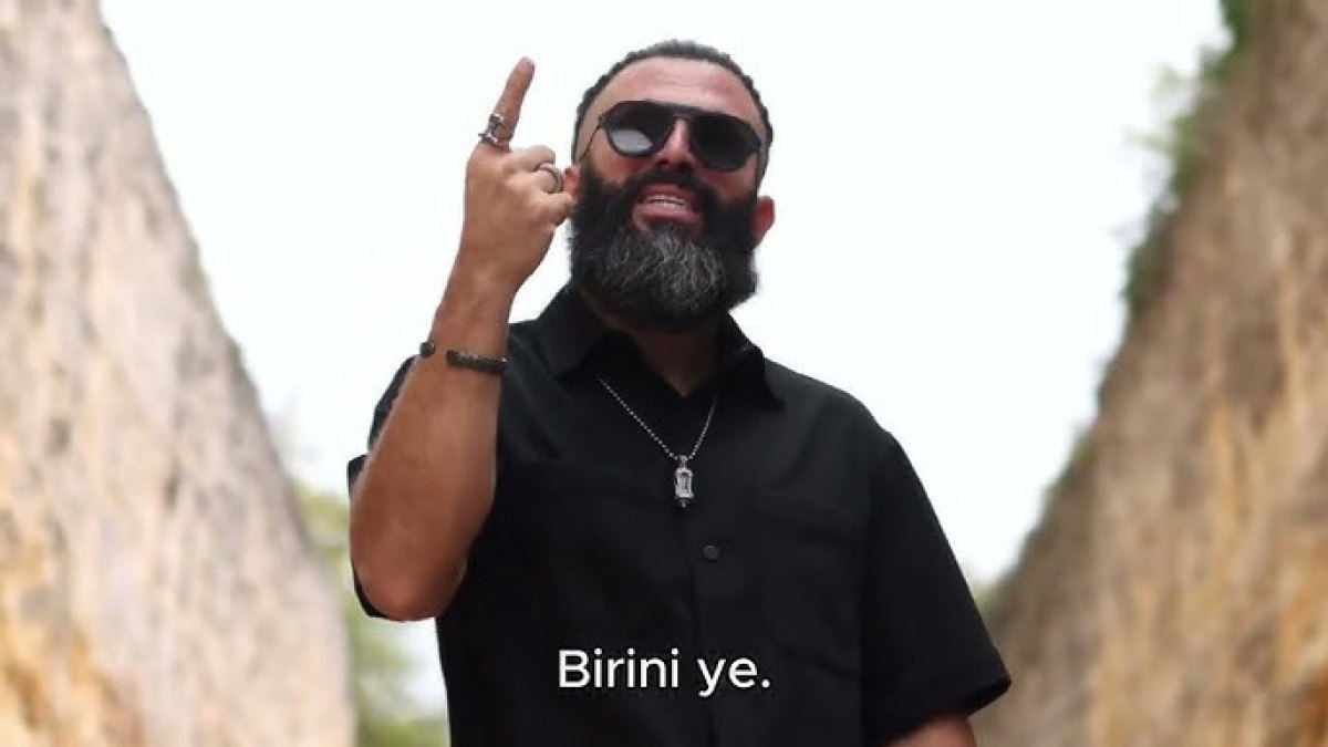 Turabi Çamkıran'ın Müzik Kariyeri ve Tepkiler