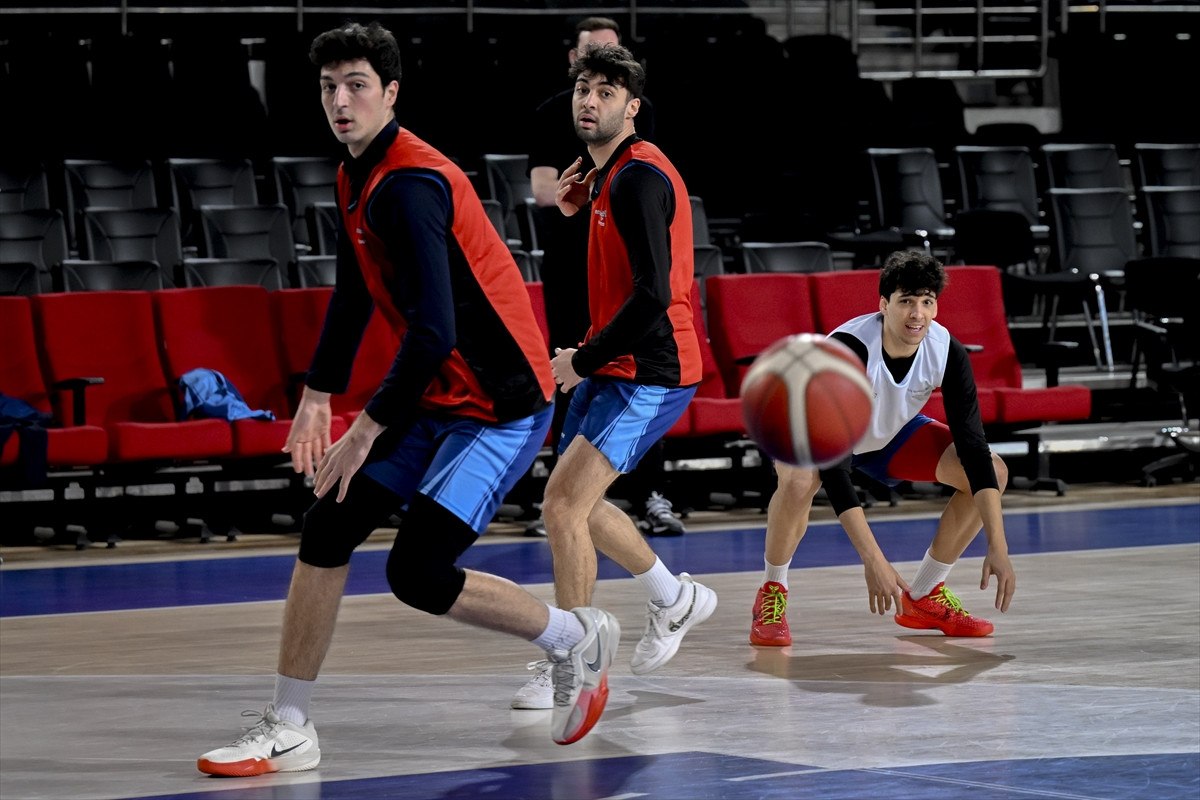 Türk Telekom, EuroCup B Grubu'nda Play-off Hedefliyor