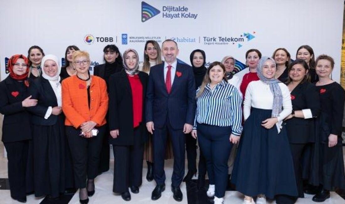Türk Telekom'un 'Dijitalde Hayat Kolay' projesi, kadınların dijital becerilerini geliştirmeyi