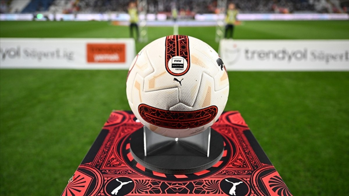 Türkiye Futbol Federasyonu, Süper Lig ile ilgili önemli gelişmeleri duyurdu.