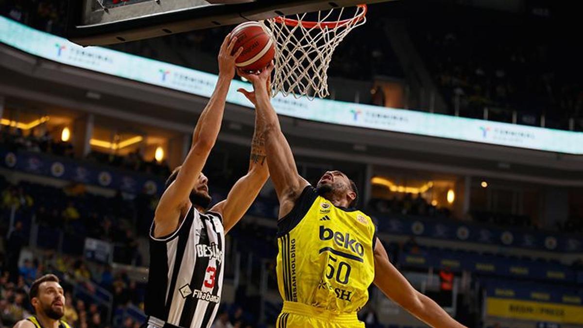 Basketbol Erkekler ING Türkiye Kupası finalinde derbi heyecanı yaşanıyor. Fenerbahçe