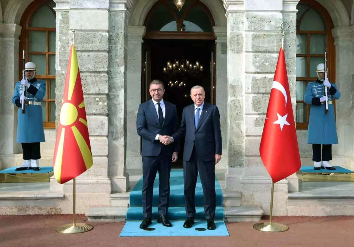 Cumhurbaşkanı Recep Tayyip Erdoğan, Kuzey Makedonya Başbakanı Hristijan Mickoski ile