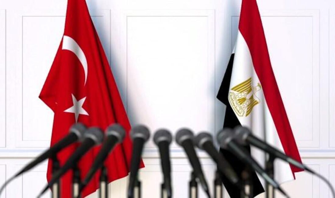Türkiye ve Mısır Dışişleri Bakanları, ikili ilişkilerin güçlendirilmesi ve bölgesel