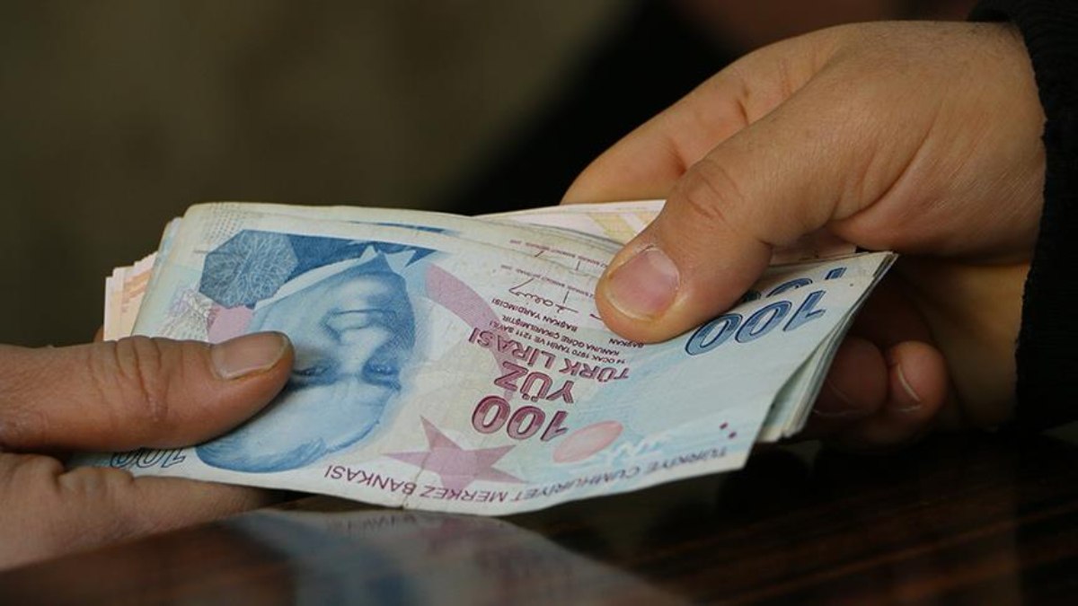 Borçlanma oranları artmaya devam ettiği Türkiye'de borçluluk oranı yüzde 57'ye