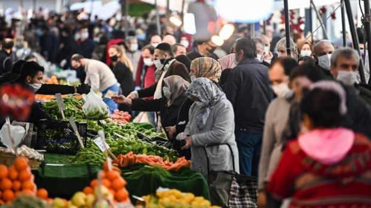 Türkiye'de enflasyon tahminleri artarken, ekonomistler ve analistler, fiyat artışlarının sebeplerini